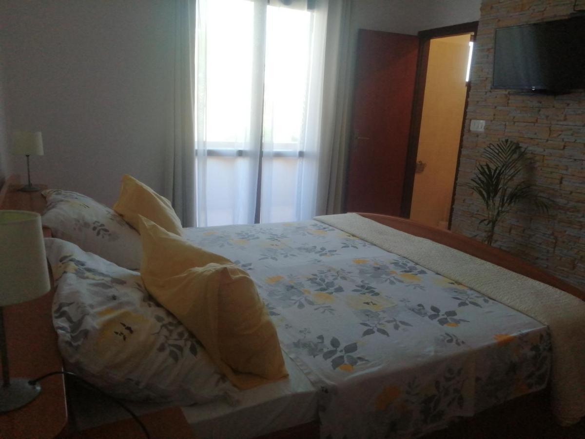 Seaview Holiday Apartments, Ventura Nin Eksteriør billede